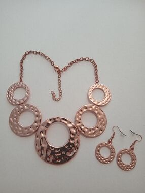 #1219. Copper Toned, Hammered Metal Look, Statement Necklace & Earring Set